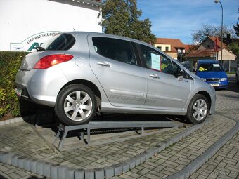 308 1,6i-88 kW, 88.000,-Kč - 2