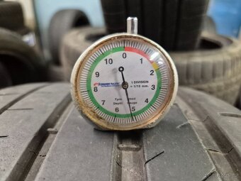 255/35 R19 MICHELIN (5mm) č.16106/b8 - 2