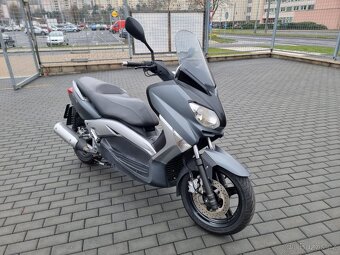 Yamaha X-Max 250 - 2