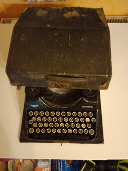 Starý psací stroj Continental - 2