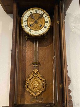 Krásné starožitné hodiny - 2