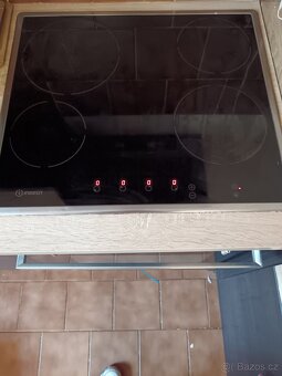 Trouba Baumatic BO626SS+deska Indesit - 2