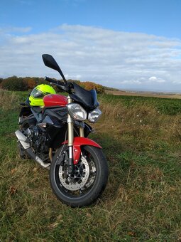 Triumph Steet Triple 675 - 2