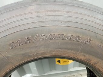 Pneu 315/80 R22,5 - 2