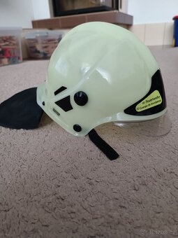 Hasičská přilba - 2