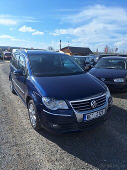 Volkswagen Touran 1.9 TDI 77Kw Highline 7MÍST - 2