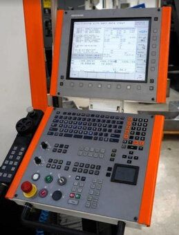 Obráběcí centra - pětiosá Mikron HPM 450 U - 2