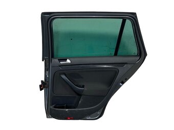 Pravé zadní dveře šedá metalíza LD7X VW Golf 6 kombi 2010 - 2