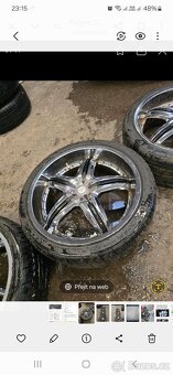 Prodám alu kola 22" na Chrysler C300 včetně pneu - 2
