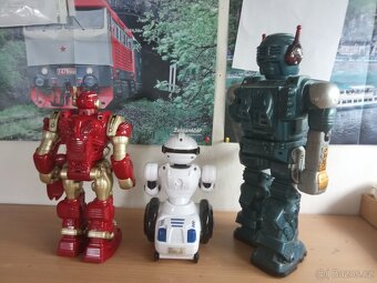 Prodám roboty - 2