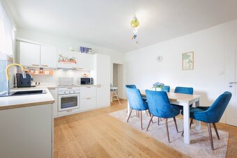 Prodej rodinného domu 221m² - Vyškov - Nouzka - 2