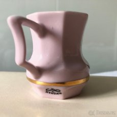 Hrnek z růžového porcelánu, 0,25l - 2