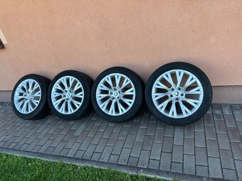 orig. letni alu kola Antares R18 235/45/18 - 2