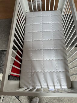 KLUPS Postýlka dřevěná SOFIE 120x60 + matrace - 2