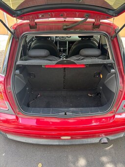 Minicooper r57 - 1.6 benzín r. výroby 2002 - 2