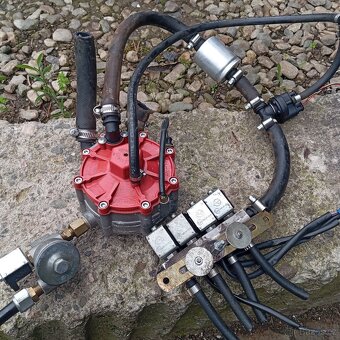 Prodám LPG STAG z funkčního auta - 2