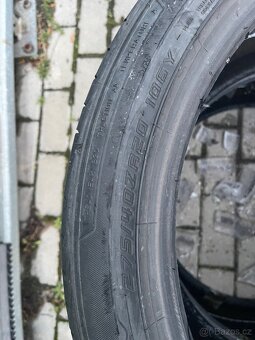 Letní gumy 275/40/20 - 2