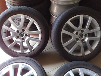 alu kola 5x112 r17 original škoda 225/50/17 - 2
