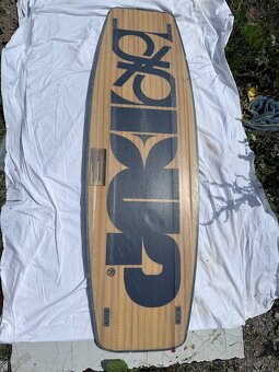 Wakeboard Atlas DUP 142cm - 2