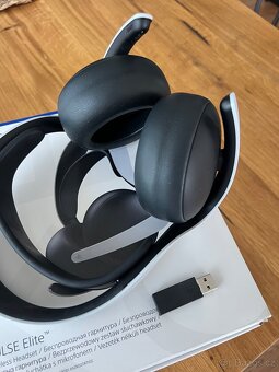 PlayStation 5 Pulse Elite Wireless Headse - 2