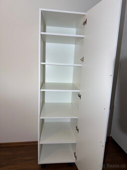 Šatní skříň 53,5x60x200 - 2