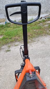 Prodám elektrický paletový vozík - 2