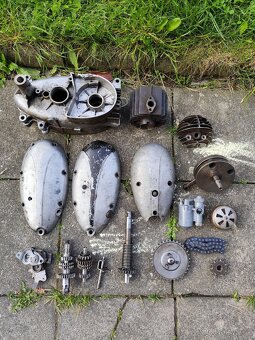 Jawa 555 díly - 2