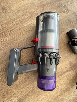 Dyson v11 - 2