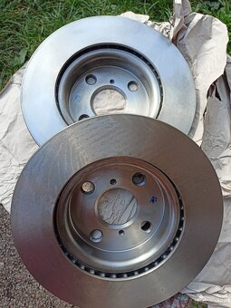 Toyota, Daihatsu,... brzdové kotouče - 2