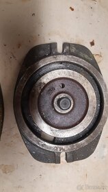 Otočný podstavec na svěrák 160 - 2