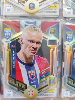 Fotbalové kartičky Adrenalyn - Fifa 365 2026 Jewel Elite Cut - 2