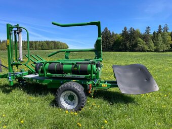 McHale 991 BE Ovíječka balíků (balička senáže) - 2