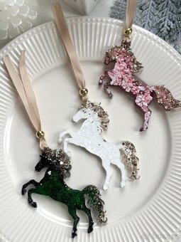 Vánočni ozdobí koně na váš stromeček - 2