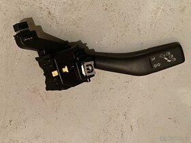 Páčka blinkru (levá) VW Golf V, Jetta 2005-2010 - 2