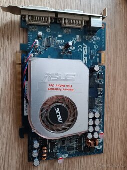 Grafická karta ASUS EN7600GT/2DHT/256M/A - 2