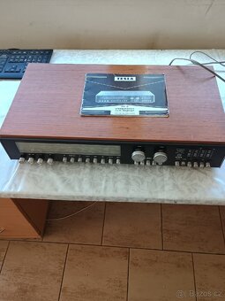 Sestava Tesla 813 A + repro a prospekty - 2