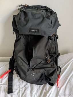 Forclaz turistický batoh MT 100 Easyfit 50 l - 2