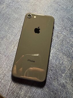 iPhone 8 64gb - Space Gray - 2