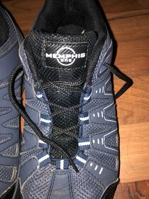 Boty zn.MEMPHIS vel.38,polootevřené vel.39 zn.Umbro - 2