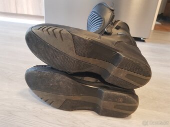 MOTO BOTY REBELHORN - 2