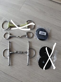 Mnoho věcí na kone a jezdce - 2