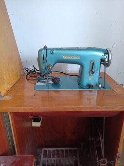 Šicí stroj Minerva - 2