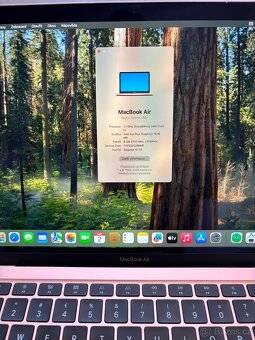 Macbook Air 13” 2020 zlatá - 2