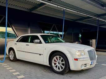 Chrysler 300C 3.0 CRD Startech EDITION TOP STAV - 2