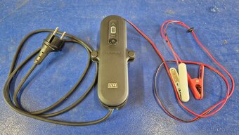Nabíječka autobaterií DEFA SmartCharge 4A - 2