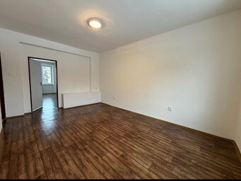 Pronájem bytu 2+1 52 m² Šimkova, Jirkov - 2