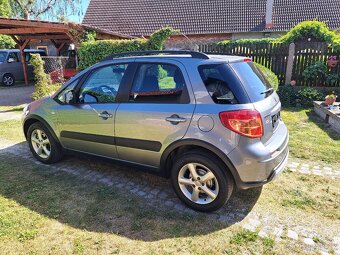 Suzuki SX4 1.6i 79kw Comfort - 2