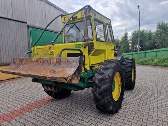 LKT 82 Skider. - 2