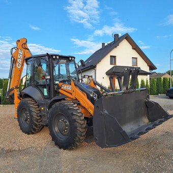 Traktor bagr Case 695SS - 2