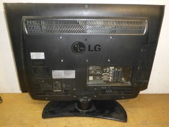 LCD televize 66cm LG, 26 palců, nemá DVBT2 - 2